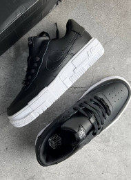 Кроссовки Nike Air Force 1 Pixel Black White живое фото 2